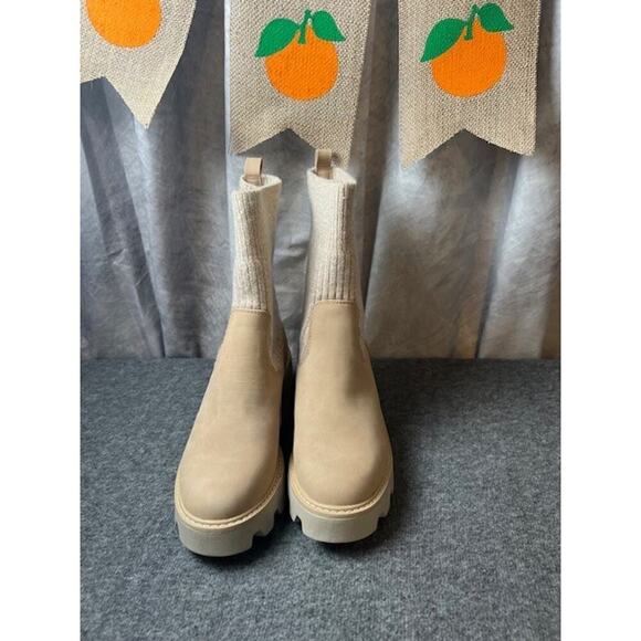 DV by Dolce Vita Vionie Sock Bootie Women’s 9M Light Tan Memory Foam NEW - Picture 2 of 7